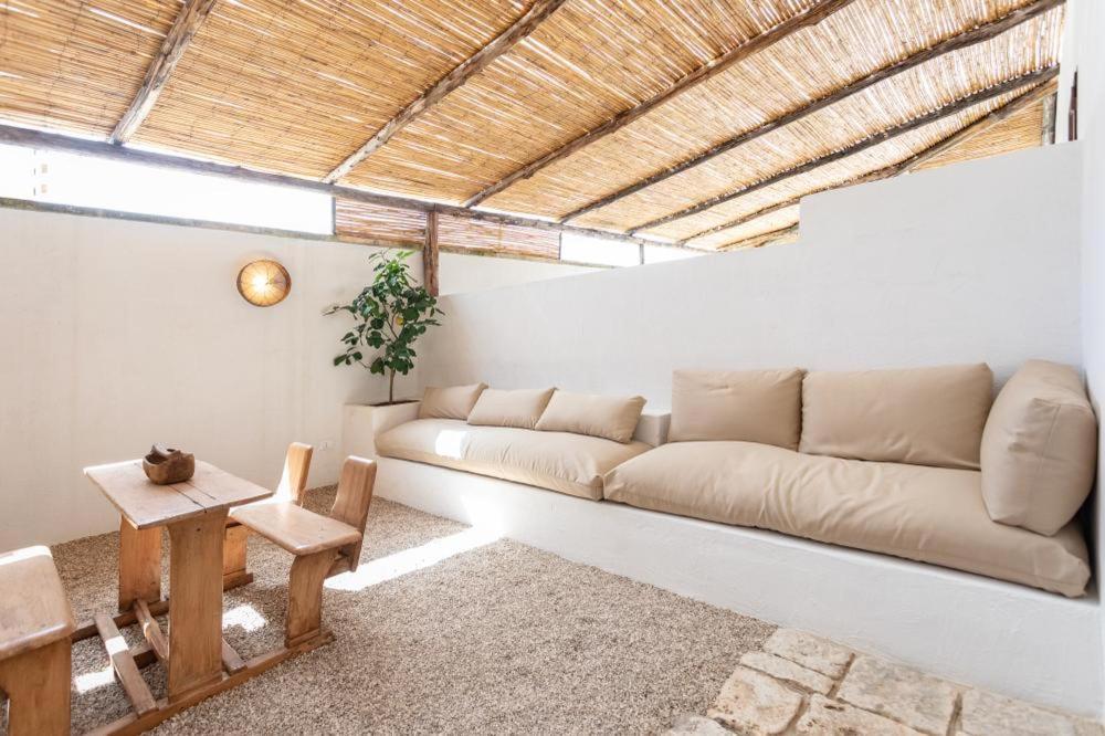 Bed and Breakfast Trullo Santovia Сант-Исидоро Экстерьер фото